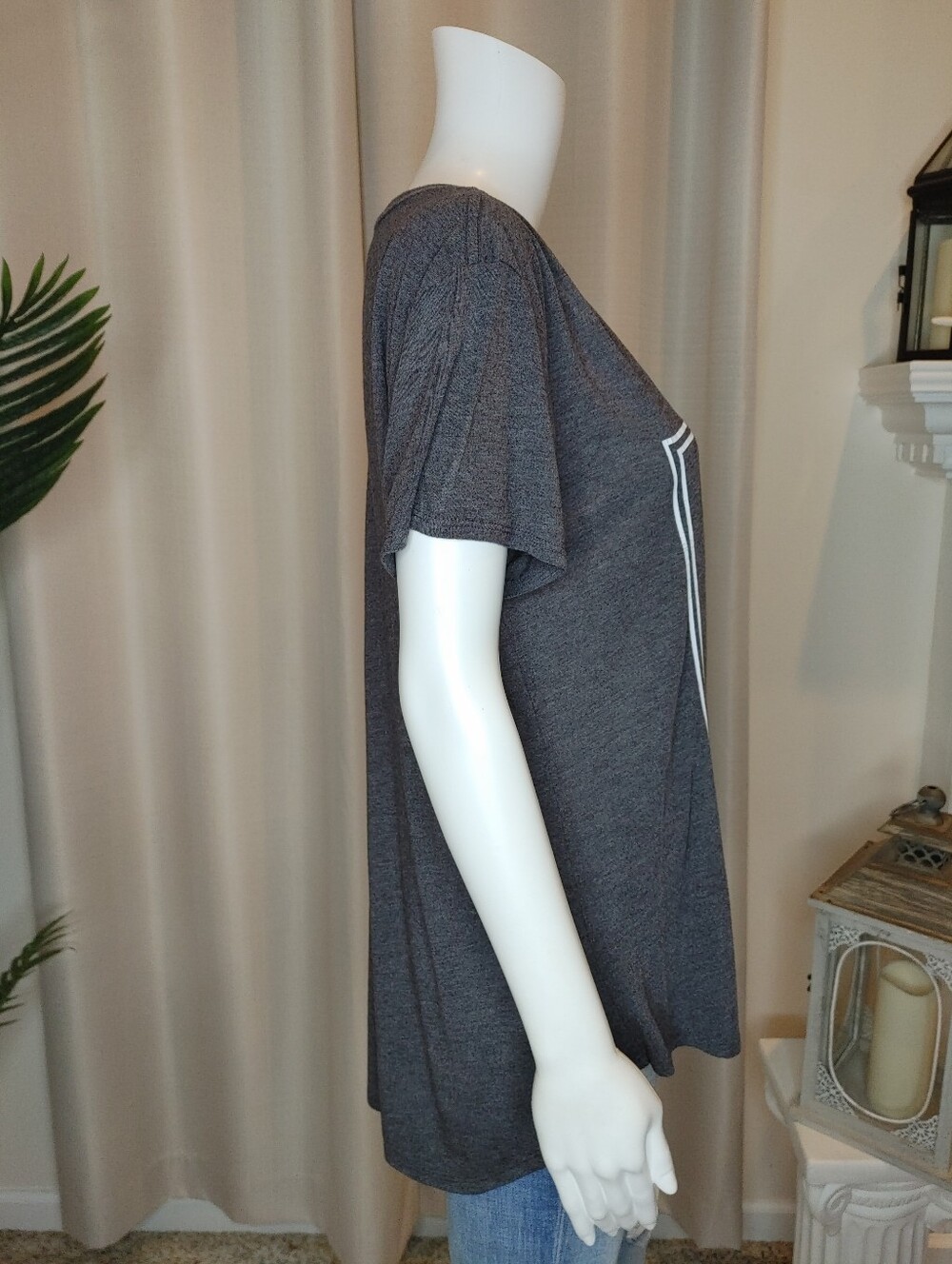 CHIN Up Apparel Wifi & Caffeine V-Neck Tee, Gray L - Picture 3 of 6